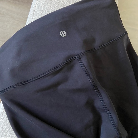 lululemon Wunder Train 25" HR Black NWT - Size 6 - Picture 6 of 7